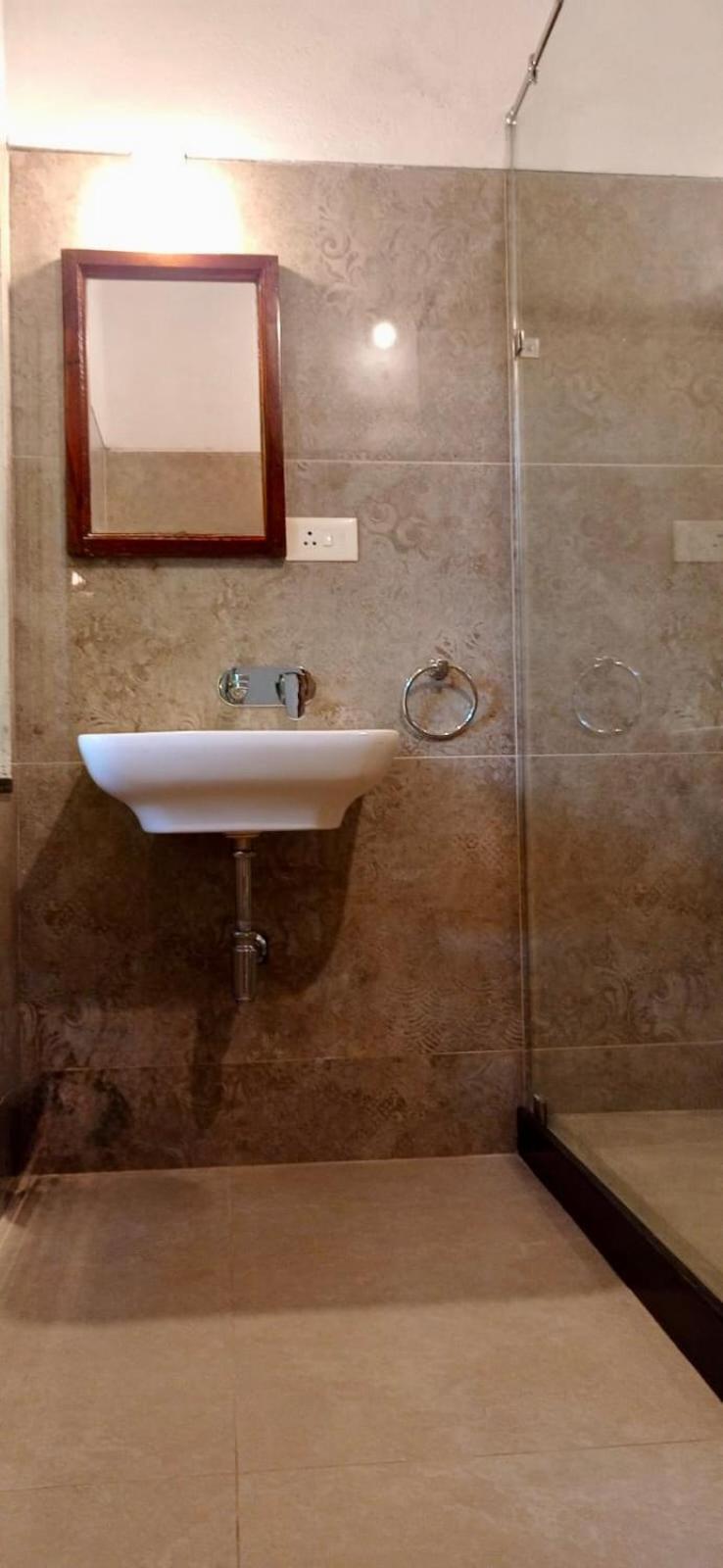 Gaia'S Garden Guest House Оровілль Номер фото